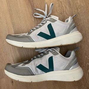 VEJA Men’s Condor 2 Sneaker